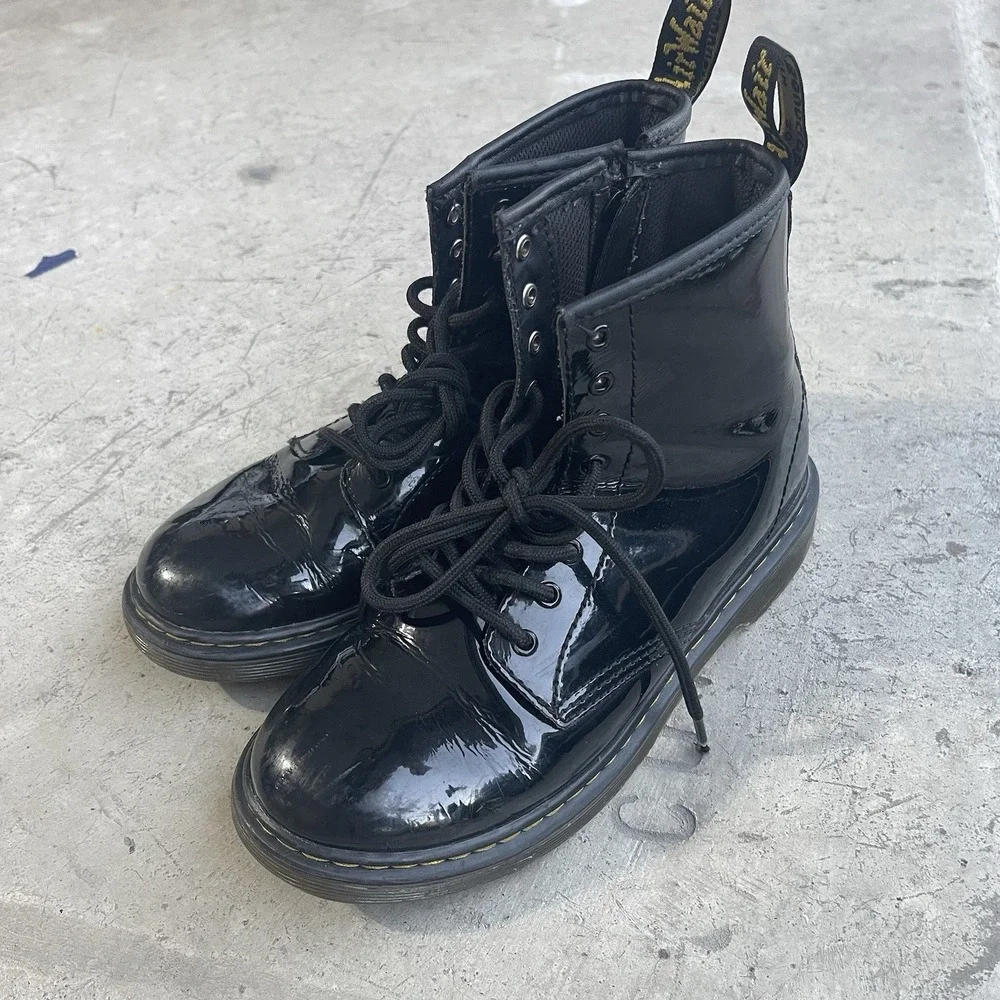 Youth Dr. Martens Doc Black Patent Leather Side Zip Combat Boots 1460J Size 5